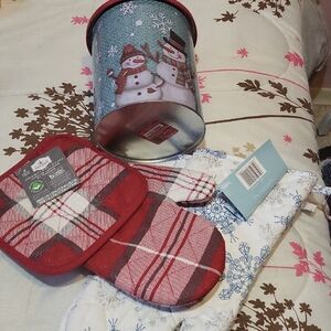 Festive Snowman Tin with Plaid Kitchen Set